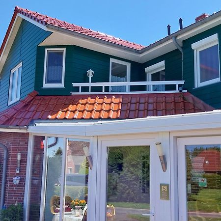 Familienurlaub In Ostfriesland Fuer Max 7 Pers In 2 Wohnungen, Auch Einzeln Wohnungen Utarp Dış mekan fotoğraf