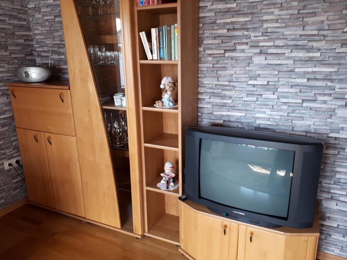 Familienurlaub In Ostfriesland Fuer Max 7 Pers In 2 Wohnungen, Auch Einzeln Wohnungen Utarp Dış mekan fotoğraf